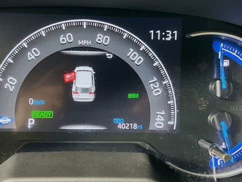 Certified 2022 Toyota RAV4 Limited w/ Limited Grade Weather Package AWD/4WD image 12