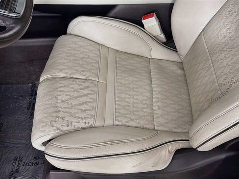 Used 2023 Lincoln Navigator L Black Label AWD/4WD image 19