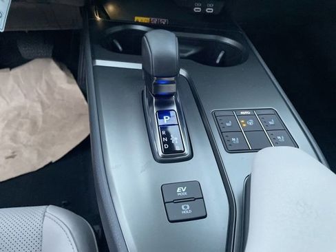 New 2025 Lexus UX 300h AWD image 20