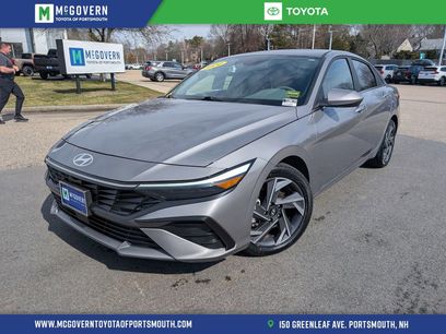 Used 2024 Hyundai Elantra SEL w/ Convenience Package