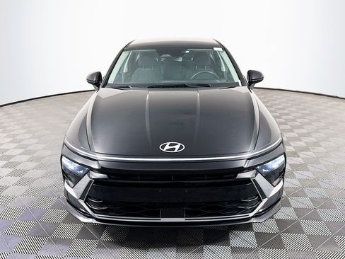 Used 2024 Hyundai Sonata SEL FWD image 2