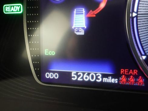 Used 2021 Lexus ES 300h w/ Premium Package image 15