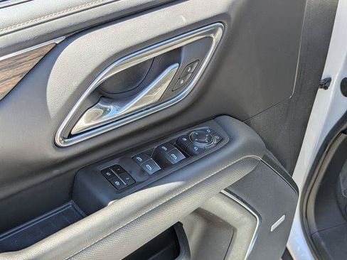 Used 2023 Chevrolet Tahoe Premier w/ Advanced Technology Package AWD/4WD image 11
