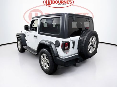 Used 2021 Jeep Wrangler Sport image 7