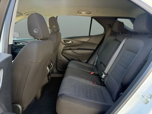 Used 2024 Chevrolet Equinox LT FWD image 22