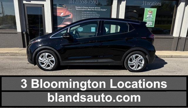 Used 2023 Chevrolet Bolt LT FWD image 1