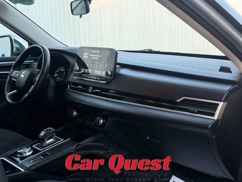 Used 2022 Mitsubishi Outlander SE FWD image 21