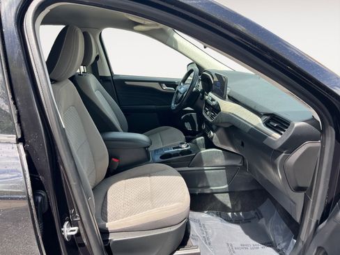 Used 2021 Ford Escape SE w/ SE Sport Appearance Package FWD image 15