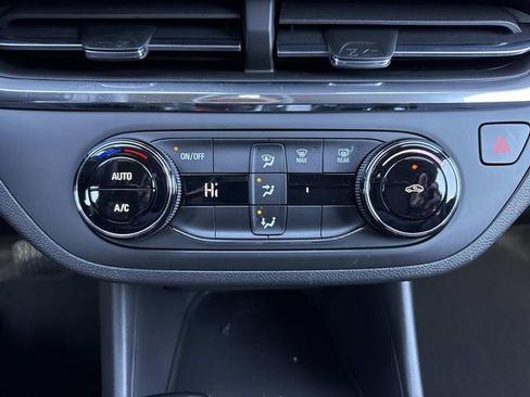 New 2026 Buick Envista Preferred w/ Advanced Safety Package image 21