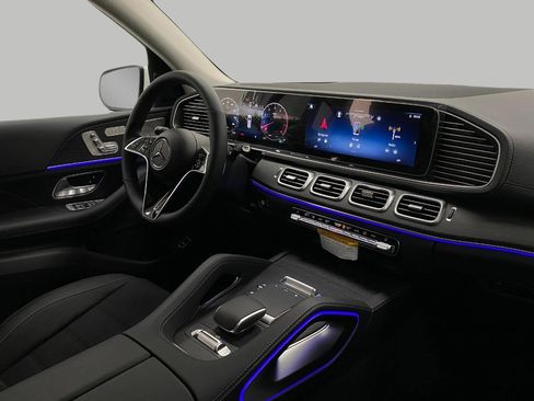 New 2026 Mercedes-Benz GLS 450 4MATIC image 20
