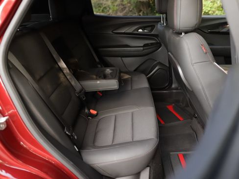 Used 2022 Chevrolet TrailBlazer RS FWD image 26