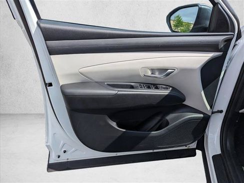 Certified 2026 Hyundai Tucson SE FWD image 21