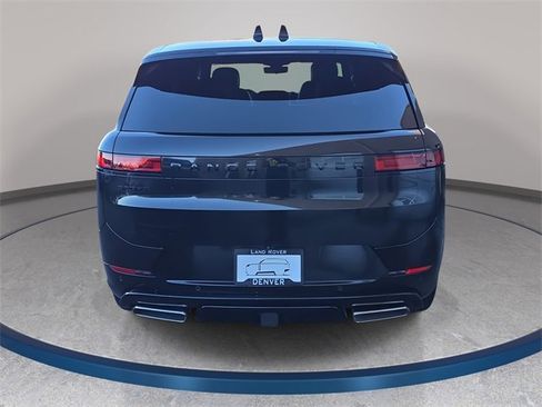 New 2026 Land Rover Range Rover Sport Dynamic SE image 6