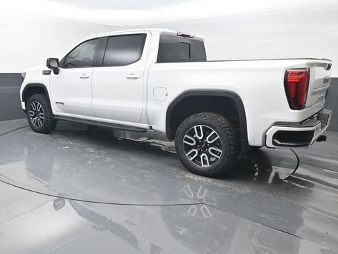 Used 2025 GMC Sierra 1500 AT4 w/ AT4 Premium Package AWD/4WD image 3