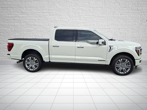 Used 2025 Ford F150 Platinum w/ Equipment Group 703A Plus AWD/4WD image 4