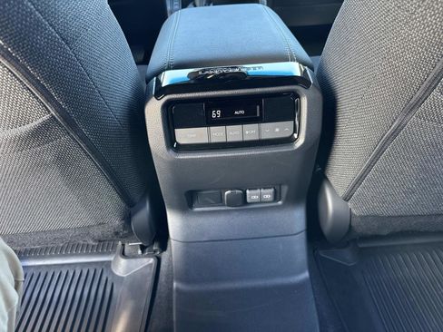 Used 2024 Toyota Land Cruiser image 17