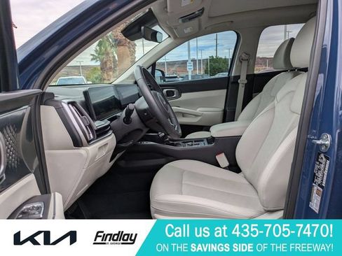Used 2025 Kia Sorento S w/ Panoramic Sunroof Package AWD/4WD image 16