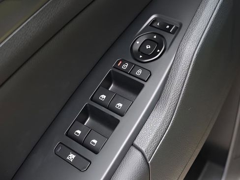 New 2026 Kia Sportage SX image 12