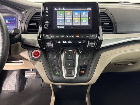 Used 2018 Honda Odyssey EX image 27