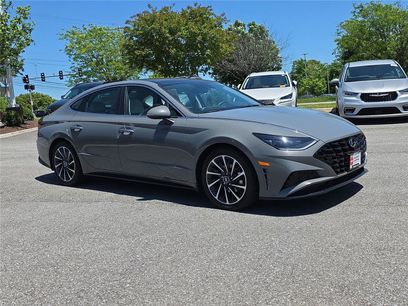 Certified 2022 Hyundai Sonata Limited w/ Preferred Accessory Package