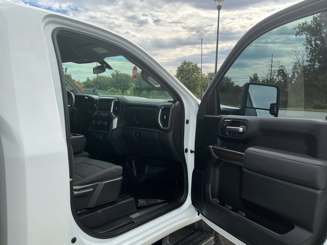 Used 2023 Chevrolet Silverado 3500 LT w/ Convenience Package AWD/4WD image 18