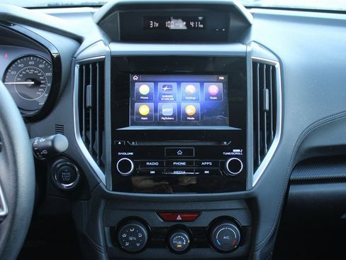 Used 2023 Subaru Impreza Premium image 15