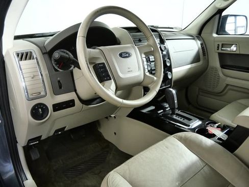 Used 2009 Ford Escape 4WD Hybrid image 16