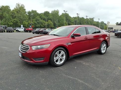 Used 2018 Ford Taurus SEL FWD image 3