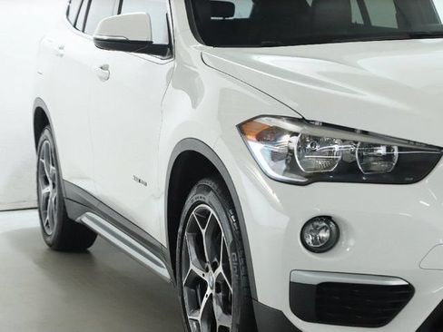 Used 2018 BMW X1 xDrive28i w/ Convenience Package AWD/4WD image 12
