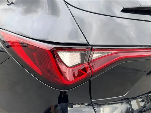 Used 2025 Acura MDX FWD image 29