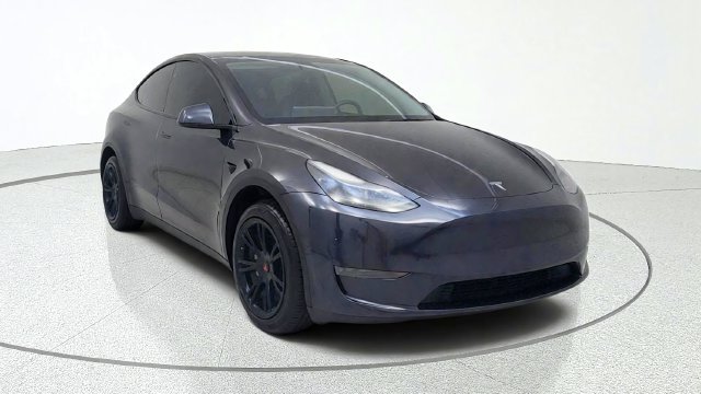Used 2024 Tesla Model Y 2WD image 1