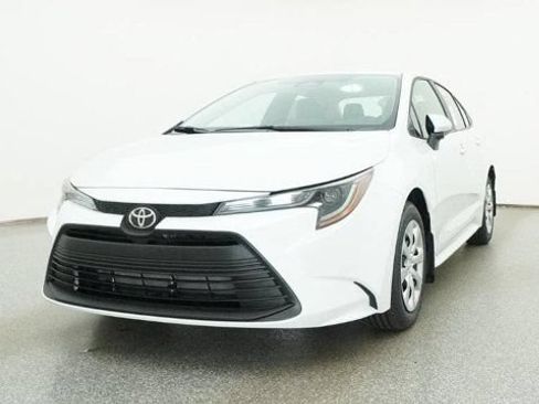 New 2026 Toyota Corolla LE FWD image 31