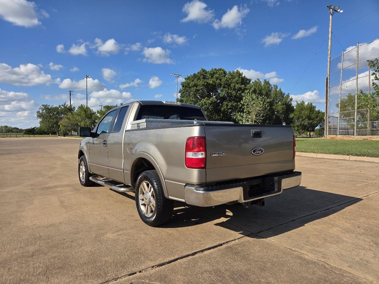 Used 2005 Ford F150 Lariat RWD image 7