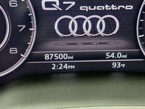 Used 2019 Audi Q7 3.0T Prestige w/ Prestige Package AWD/4WD image 18
