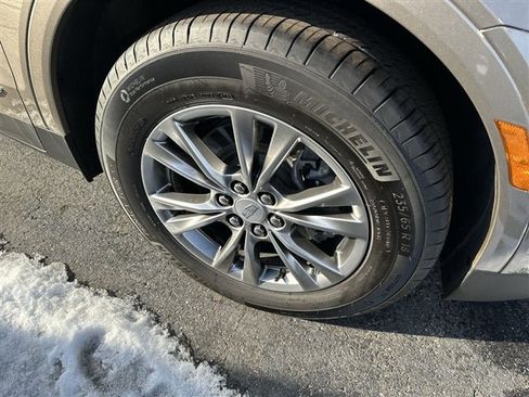 Certified 2023 Cadillac XT5 Premium Luxury image 10