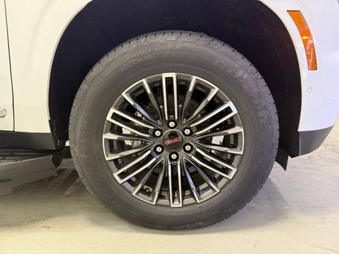 New 2026 GMC Yukon Elevation w/ Elevation Premium Package AWD/4WD image 36