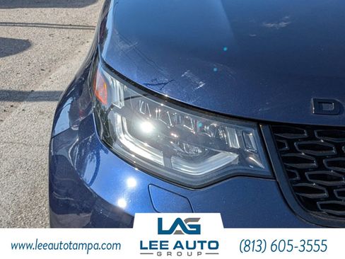 Used 2018 Land Rover Discovery HSE AWD/4WD image 9