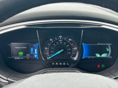 Used 2014 Ford Fusion SE w/ Equipment Group 501A image 19