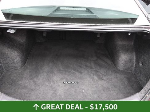 Used 2023 Nissan Altima 2.5 SV image 25