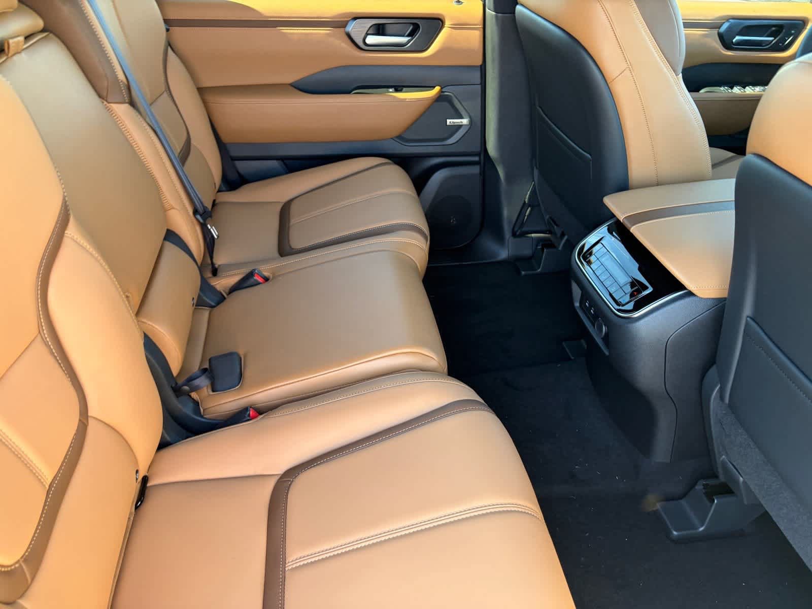 New 2027 Nissan Armada SL AWD/4WD image 14