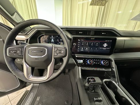 Used 2026 GMC Sierra 1500 Denali w/ Denali Reserve Package AWD/4WD image 33