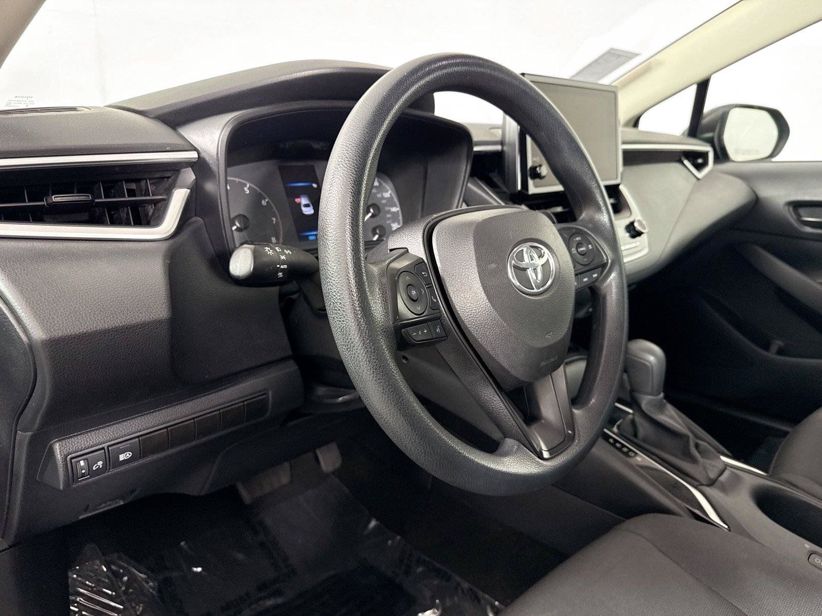 Certified 2024 Toyota Corolla LE FWD image 4