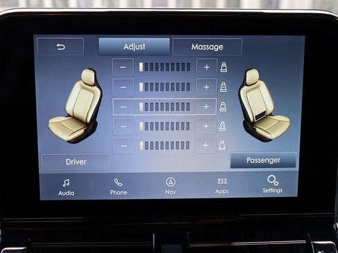 Used 2020 Lincoln Navigator Reserve w/ Luxury Package image 28