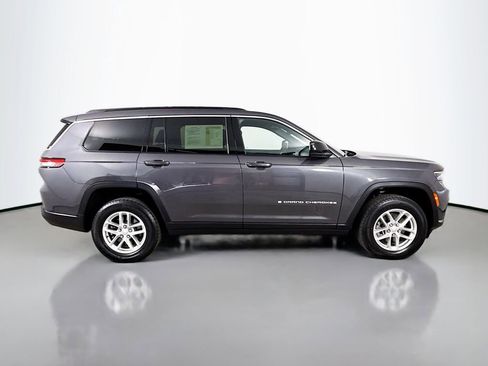 Used 2024 Jeep Grand Cherokee L Laredo image 9