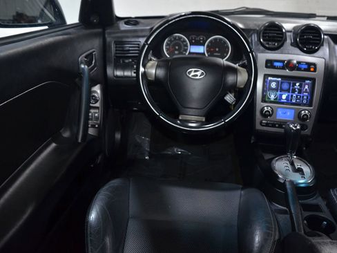 Used 2008 Hyundai Tiburon image 36