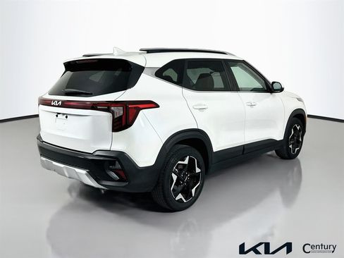 Certified 2024 Kia Seltos EX FWD image 5