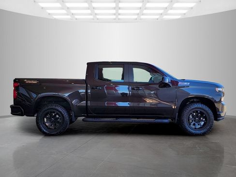 Used 2020 Chevrolet Silverado 1500 LT Trail Boss AWD/4WD image 3