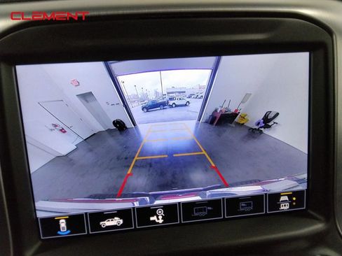 Used 2022 GMC Sierra 2500 SLT w/ SLT Convenience Package image 20