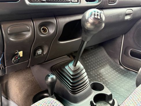 Used 1999 Dodge Ram 2500 Truck 4x4 Quad Cab image 28