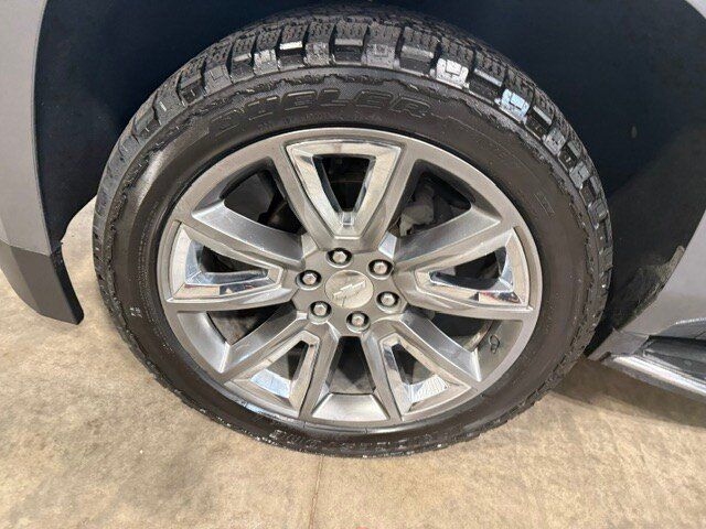 Used 2018 Chevrolet Suburban Premier AWD/4WD image 45